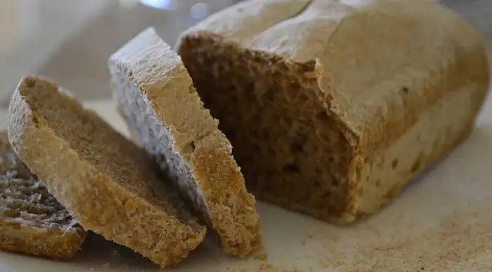 Dinkel Chia Brot selber backen